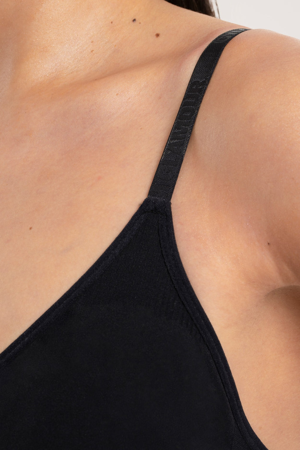 Body Touch Black