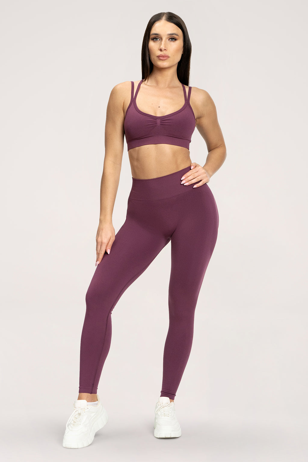 Tajice fake BBL maroon