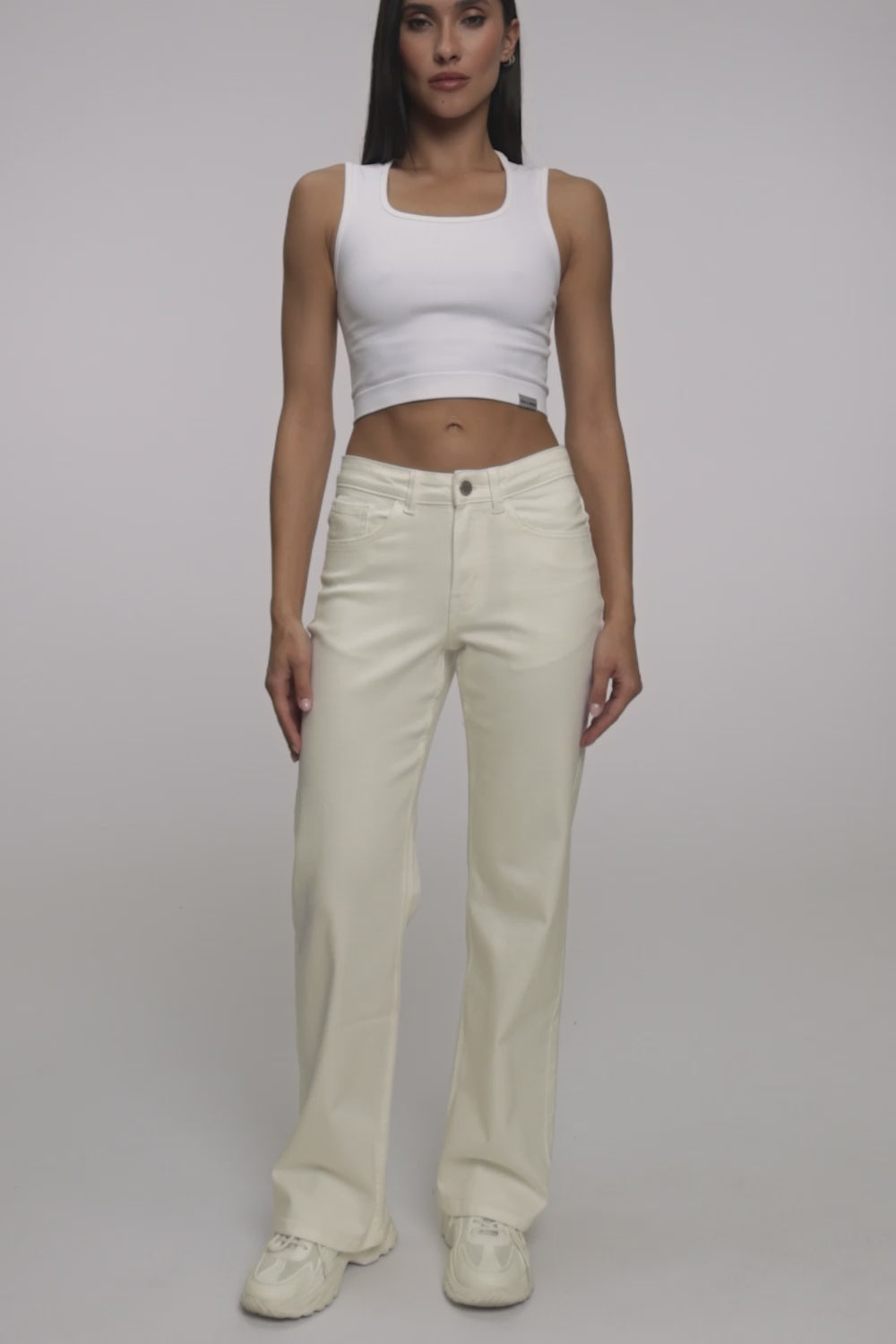 Wide traperice s niskim strukom off white