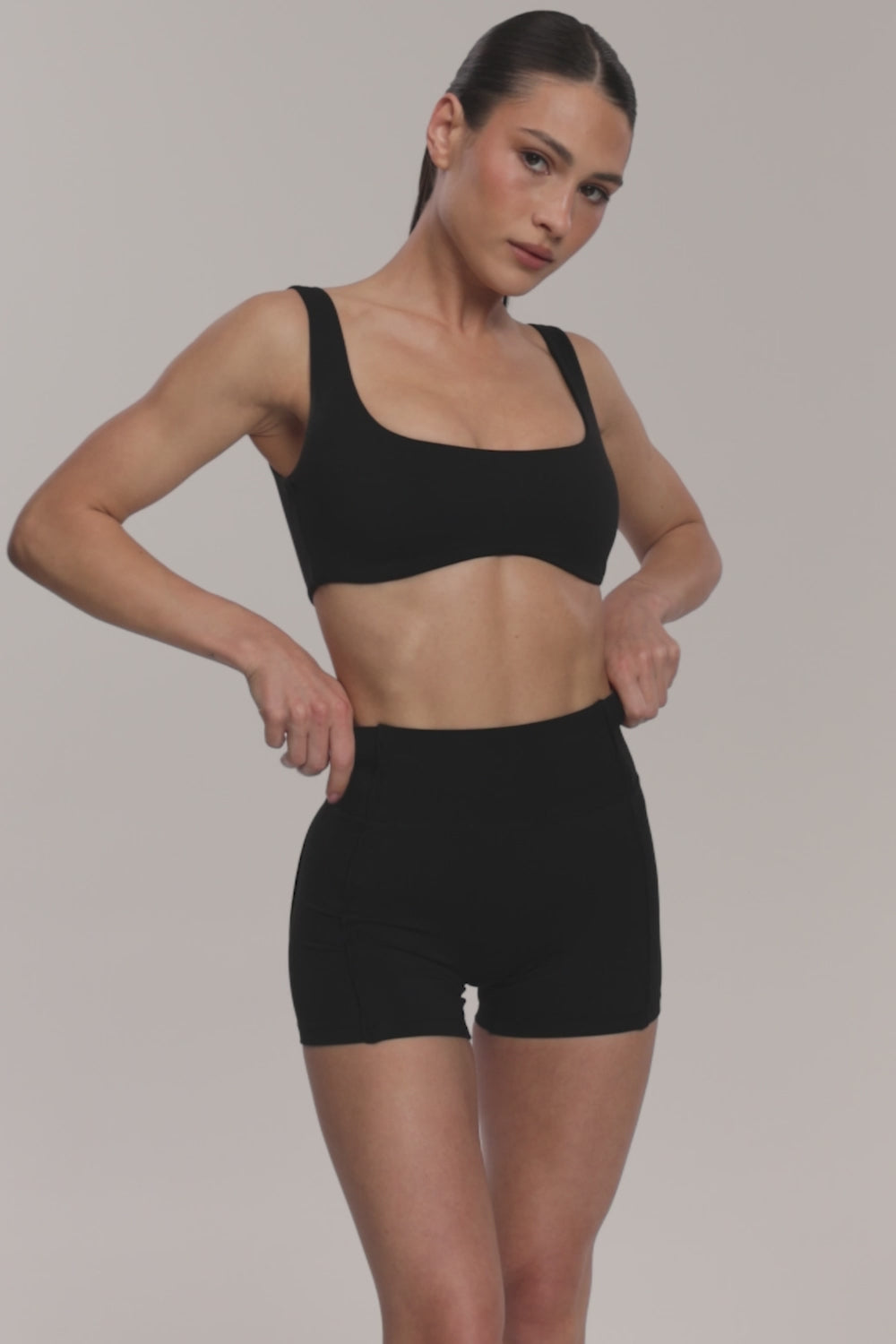 Kratke hlačice pilates era black